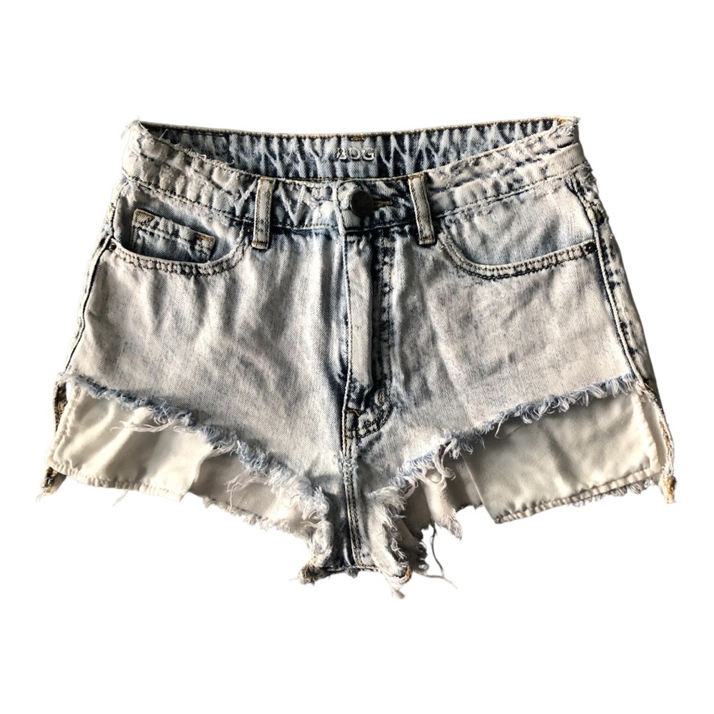 BDG Blue Jean Shorts High-Waisted Frayed 27 Waist